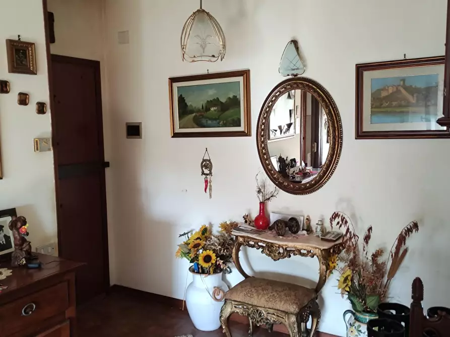 Immagine 2 di Appartamento in vendita  a Vicopisano