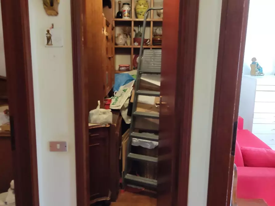 Immagine 11 di Appartamento in vendita  a Vicopisano