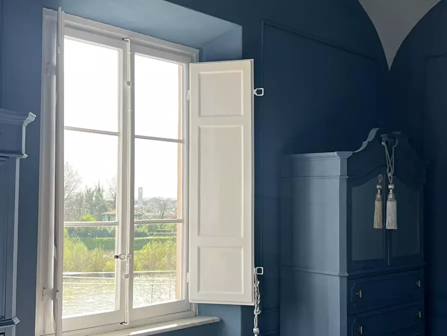 Immagine 19 di Appartamento in vendita  a Lucca