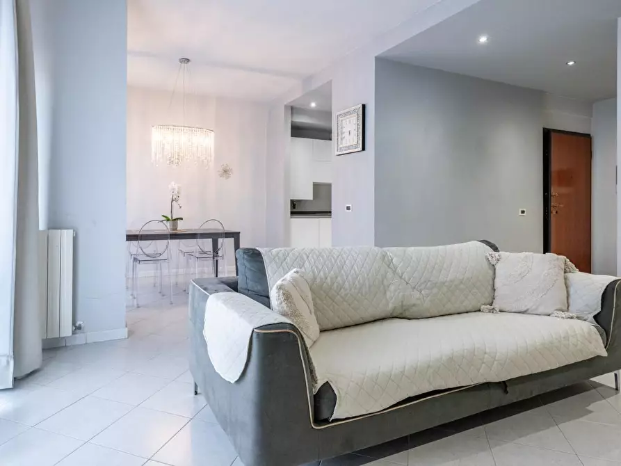 Immagine 8 di Appartamento in vendita  a Cascina