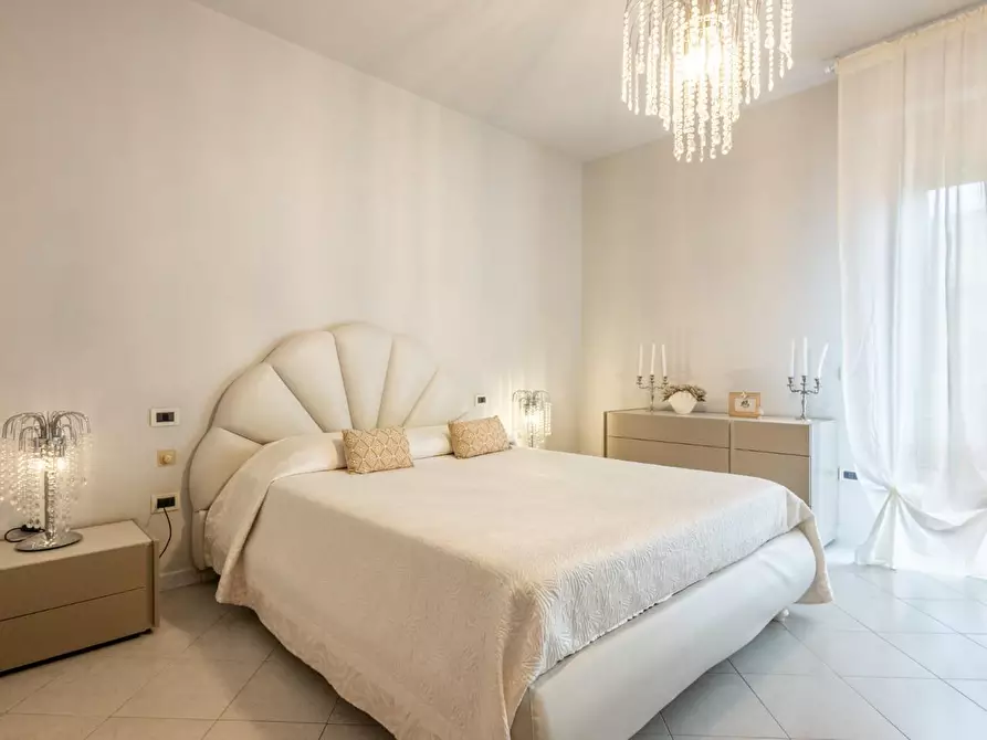 Immagine 25 di Appartamento in vendita  a Cascina