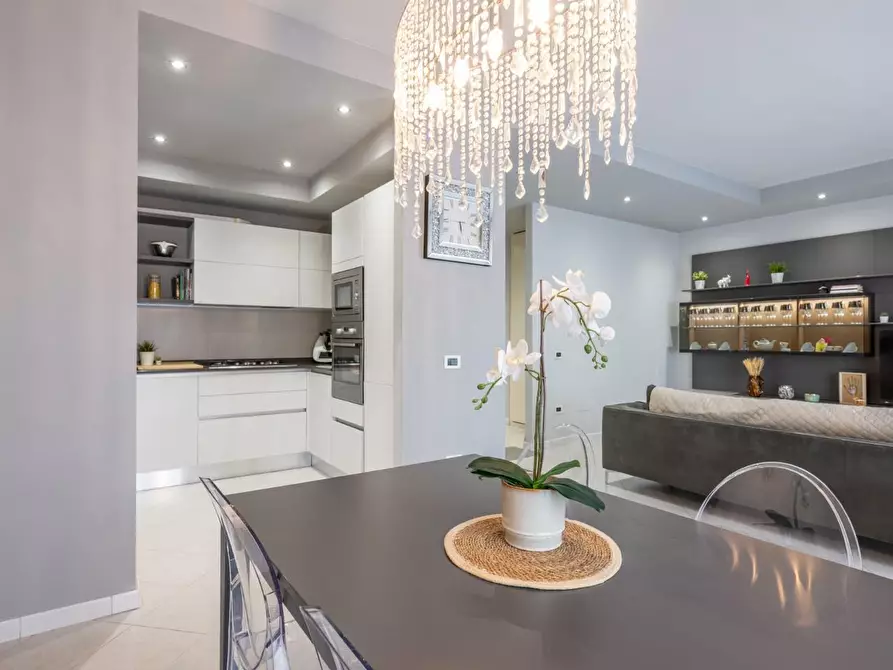 Immagine 1 di Appartamento in vendita  a Cascina