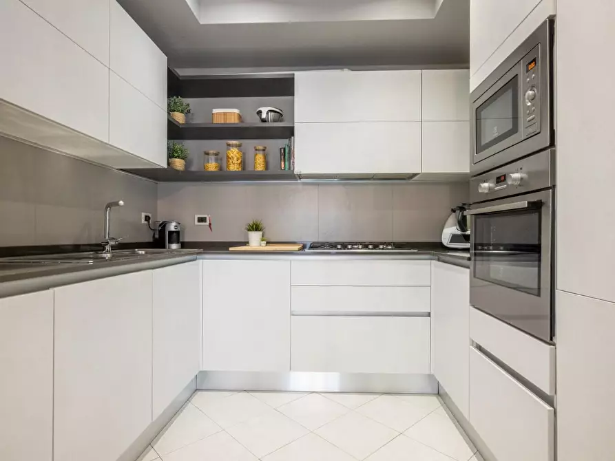 Immagine 14 di Appartamento in vendita  a Cascina