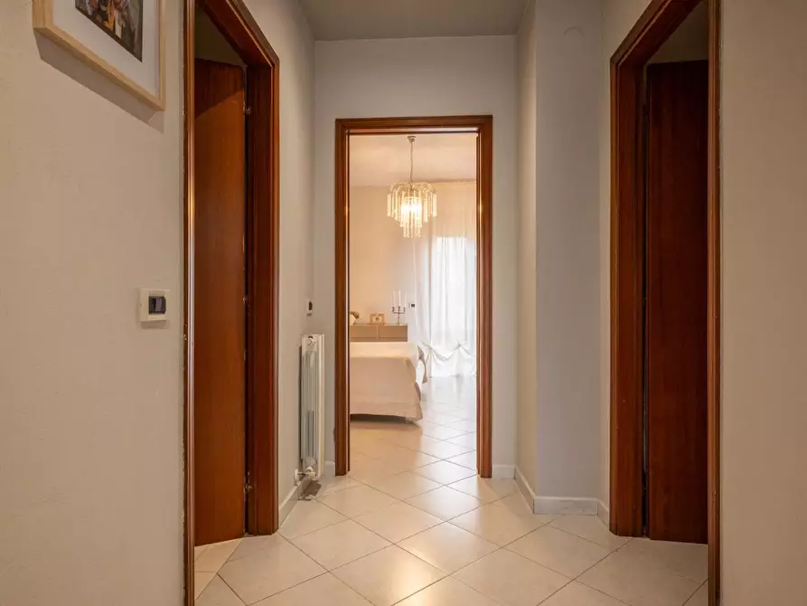 Immagine 36 di Appartamento in vendita  a Cascina