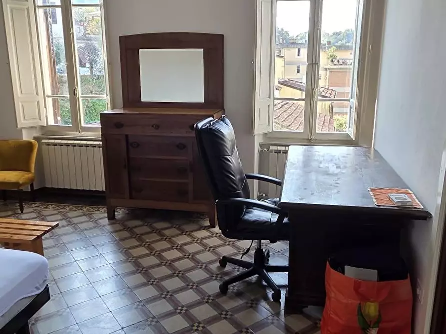 Immagine 12 di Appartamento in affitto  a Carrara