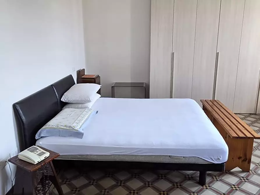 Immagine 11 di Appartamento in affitto  a Carrara