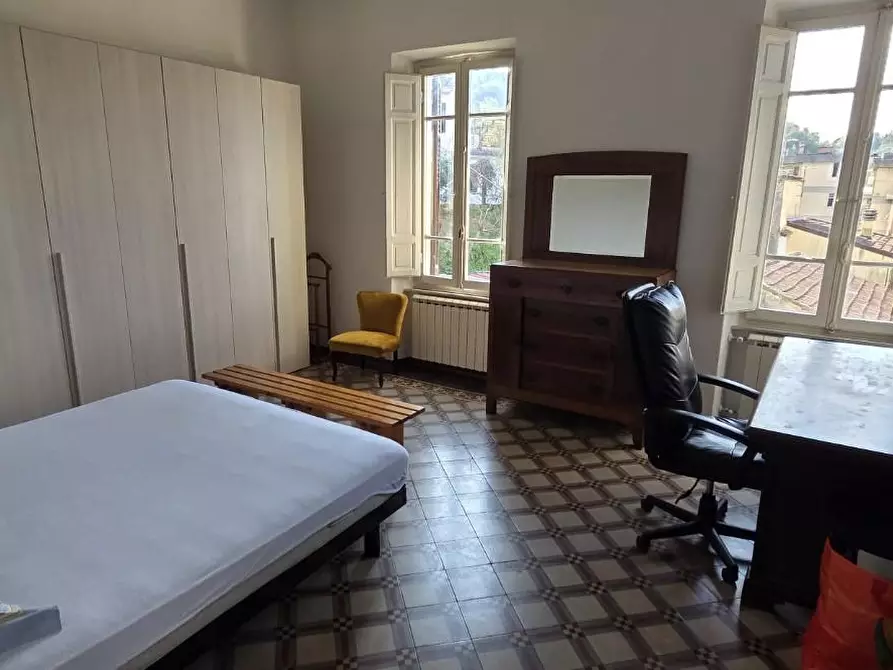 Immagine 13 di Appartamento in affitto  a Carrara