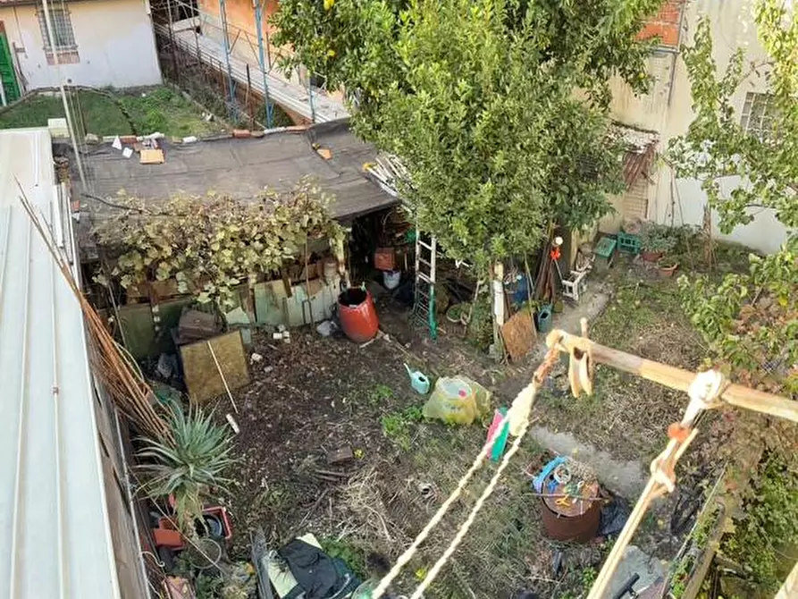 Immagine 17 di Appartamento in vendita  a Pisa