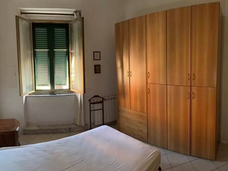 Immagine 11 di Appartamento in vendita  a Pisa