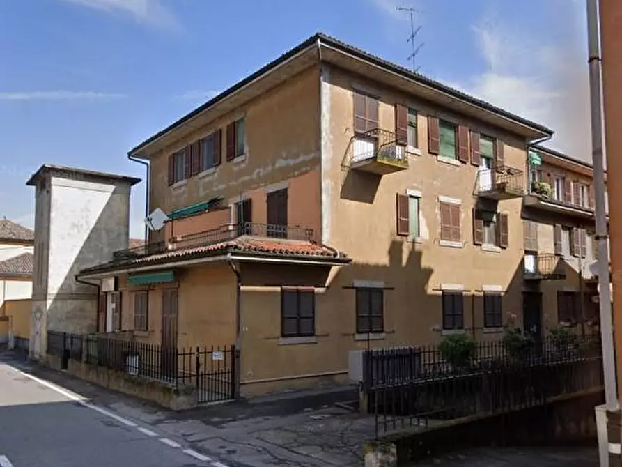 Immagine 1 di Locale commerciale in vendita  a Lomello