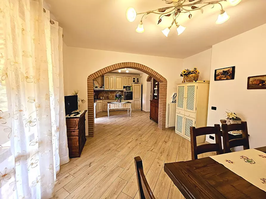 Immagine 12 di Appartamento in vendita  a Casciana Terme Lari