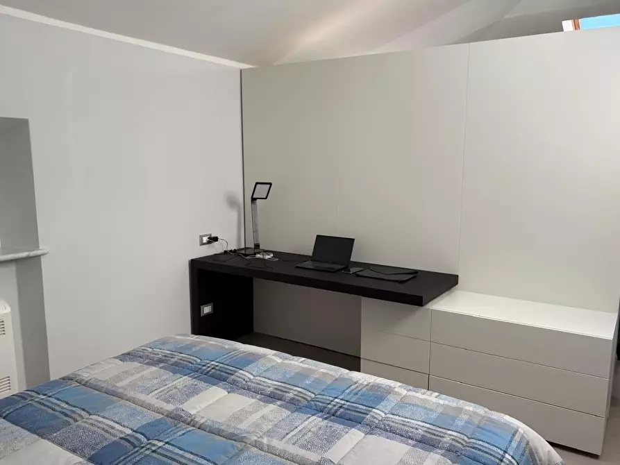 Immagine 7 di Mansarda in vendita  a Forte Dei Marmi