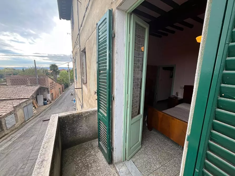 Immagine 1 di Immobile di prestigio in vendita  a Palaia