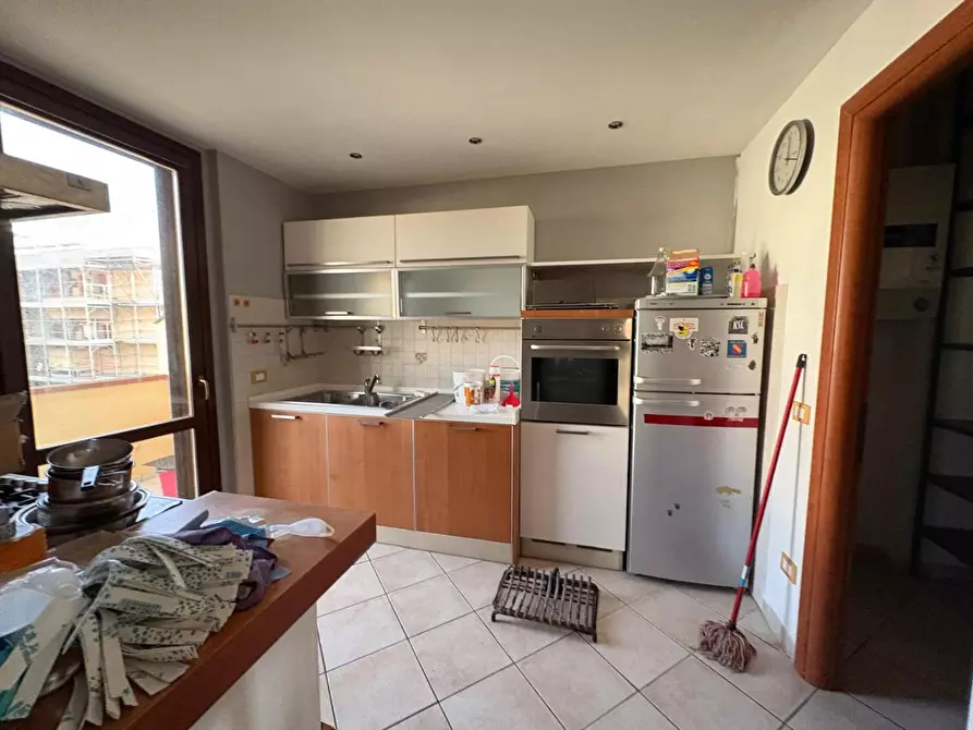 Immagine 7 di Appartamento in vendita  a Cascina