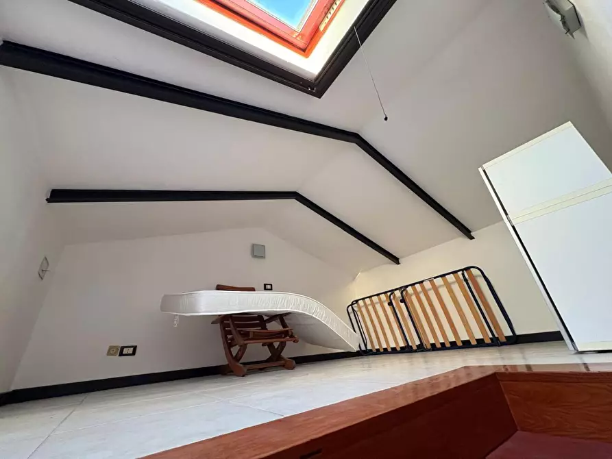 Immagine 18 di Appartamento in vendita  a Cascina