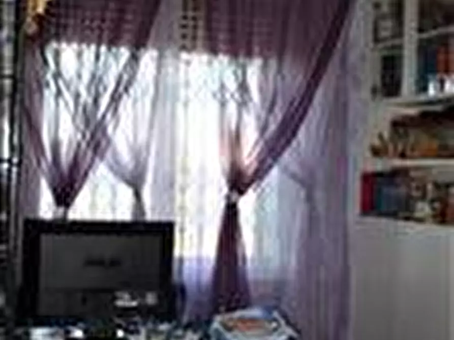 Immagine 11 di Appartamento in vendita  a Siena