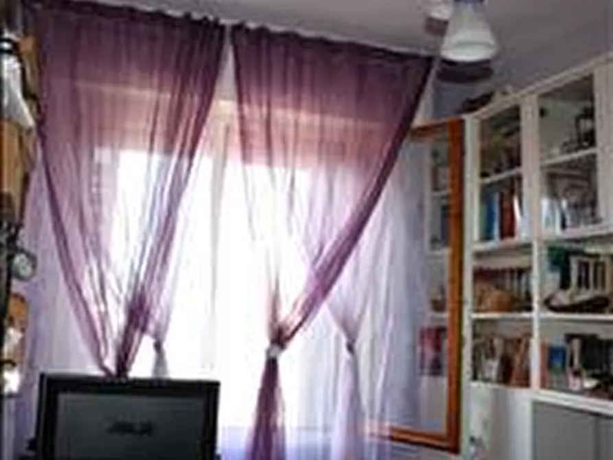 Immagine 3 di Appartamento in vendita  a Siena