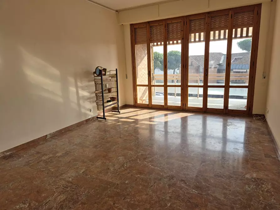 Immagine 22 di Appartamento in vendita  a Siena