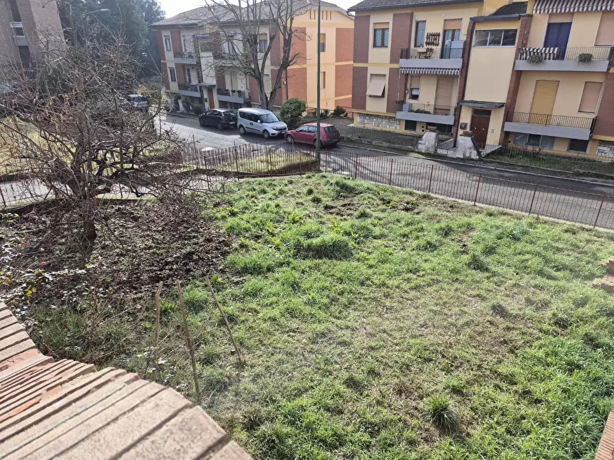 Immagine 24 di Appartamento in vendita  a Siena