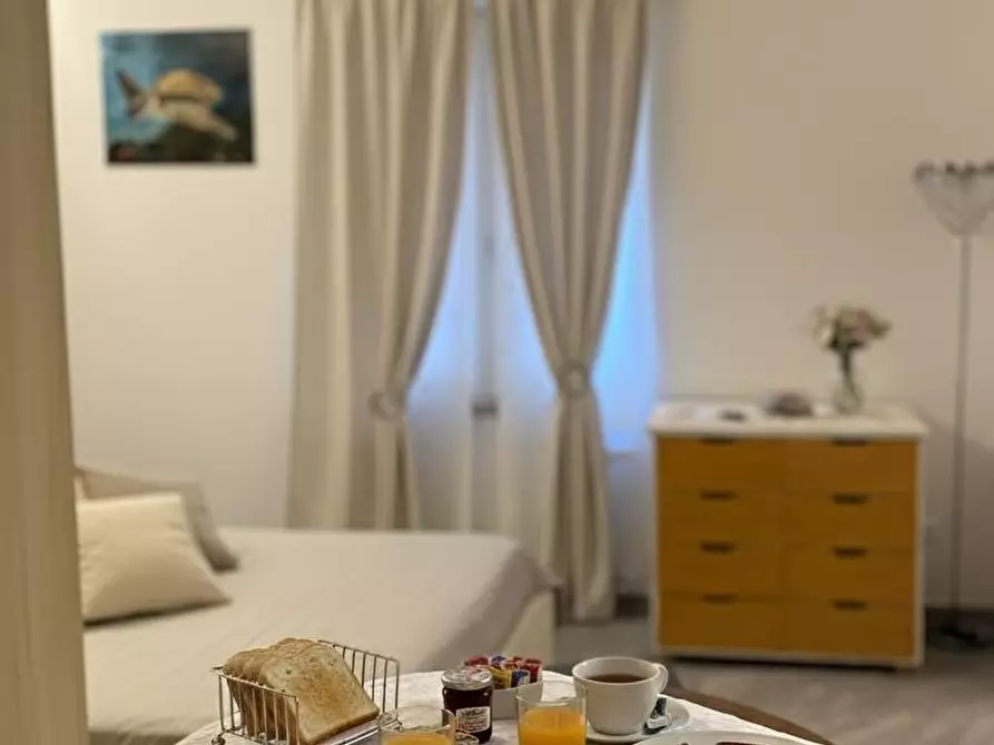 Immagine 12 di Porzione di casa in affitto  a Carrara