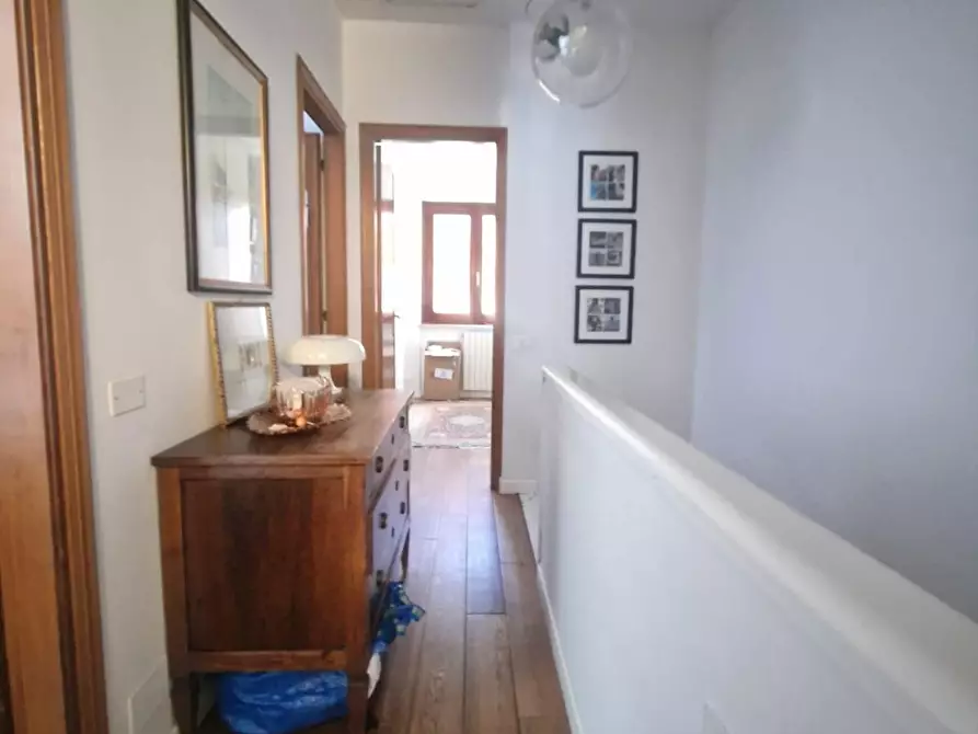 Immagine 10 di Villetta a schiera in vendita  a Carrara