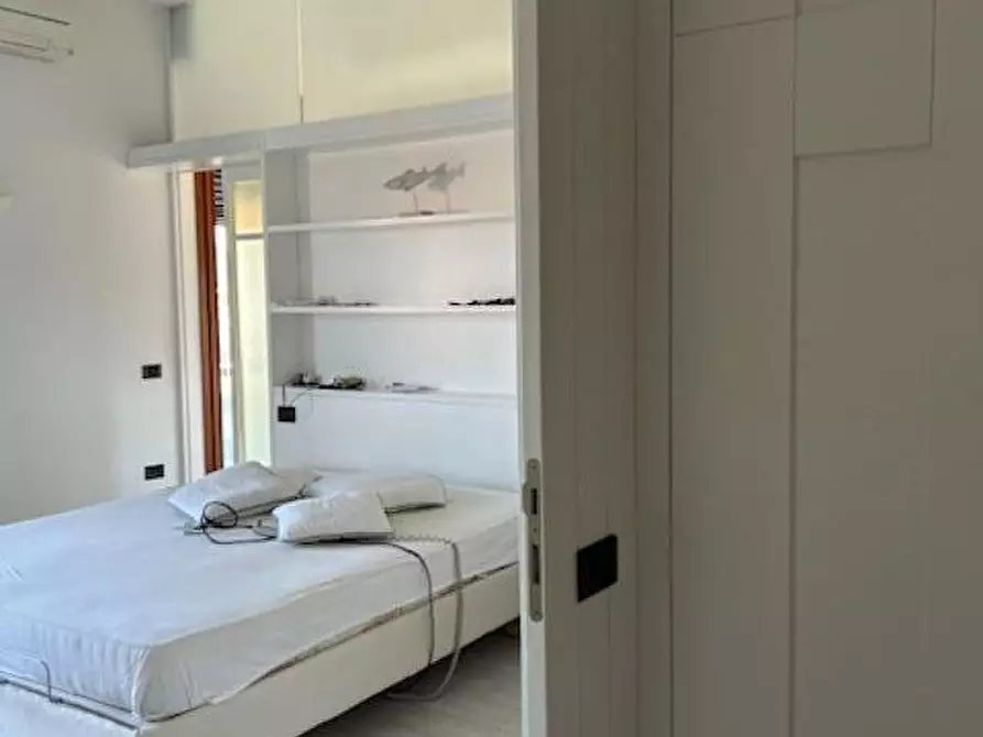 Immagine 20 di Mansarda in affitto  a Empoli