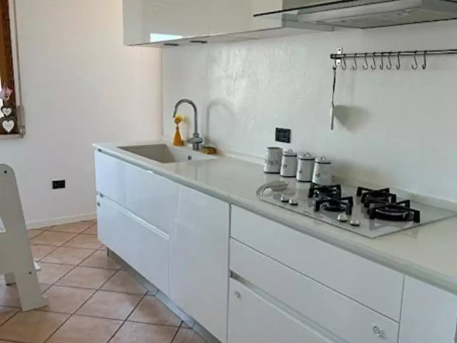 Immagine 25 di Mansarda in affitto  a Empoli