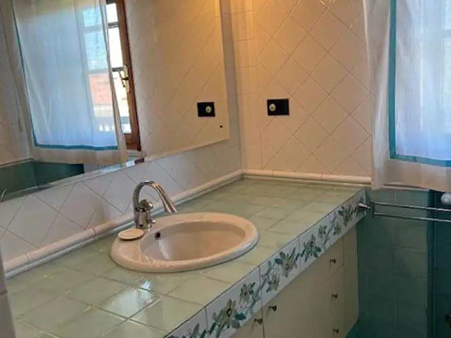 Immagine 17 di Mansarda in affitto  a Empoli