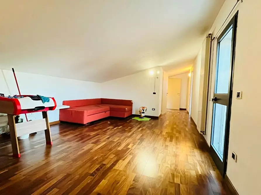 Immagine 45 di Appartamento in vendita  a Cascina