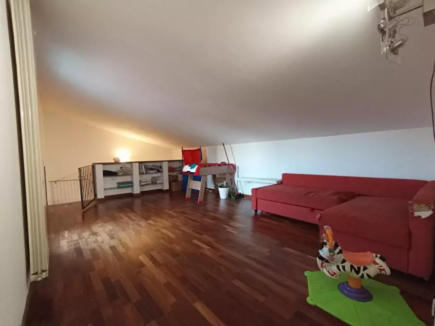 Immagine 27 di Appartamento in vendita  a Cascina