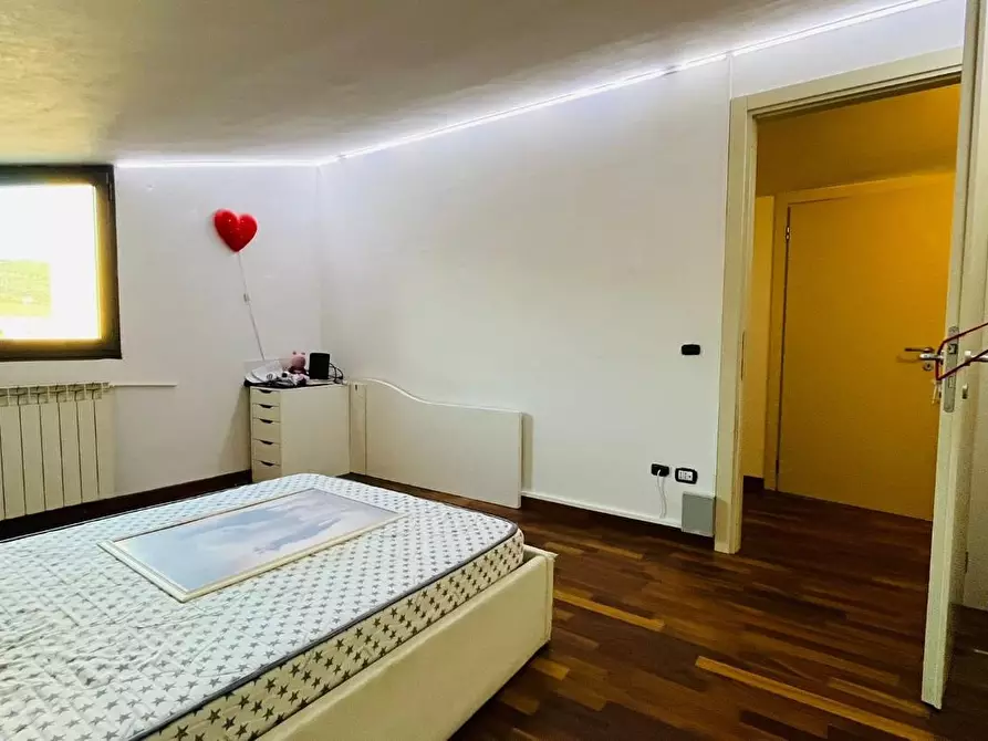 Immagine 50 di Appartamento in vendita  a Cascina