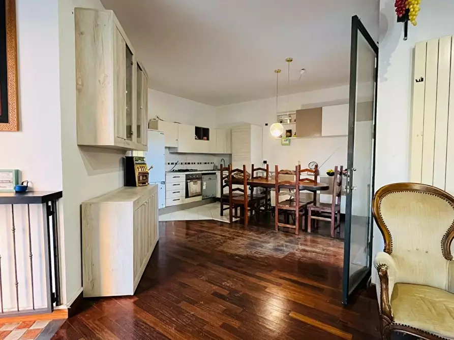 Immagine 8 di Appartamento in vendita  a Cascina