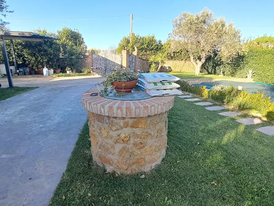 Immagine 6 di Villa in vendita  a Cecina