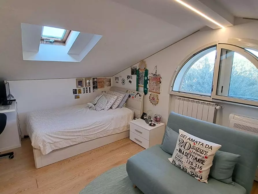 Immagine 19 di Villa in vendita  a Cecina