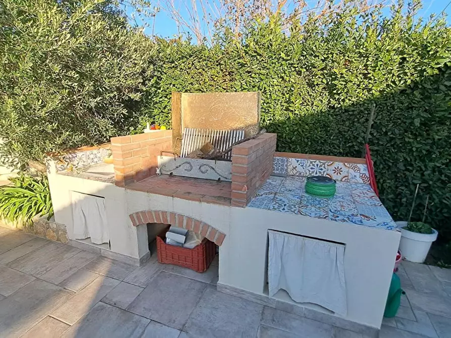 Immagine 31 di Villa in vendita  a Cecina