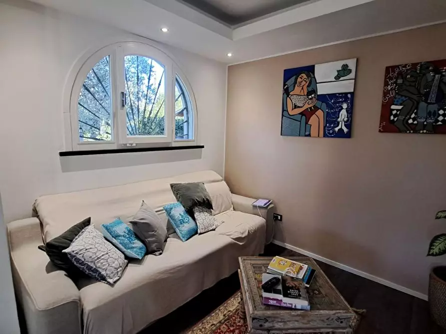 Immagine 13 di Villa in vendita  a Cecina