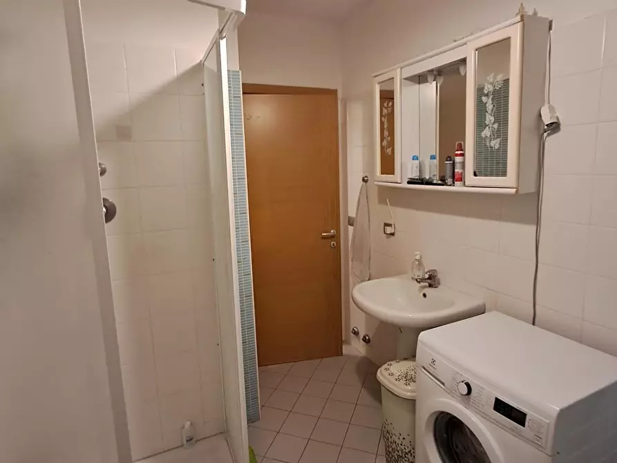 Immagine 13 di Appartamento in vendita  a Pontedera