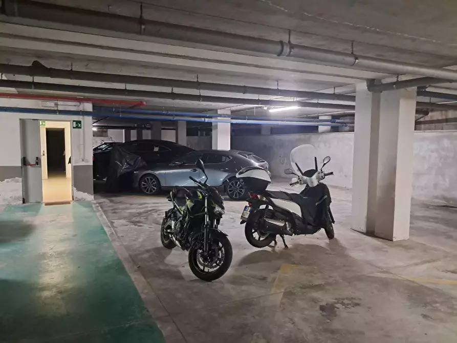 Immagine 5 di Appartamento in vendita  a Pontedera