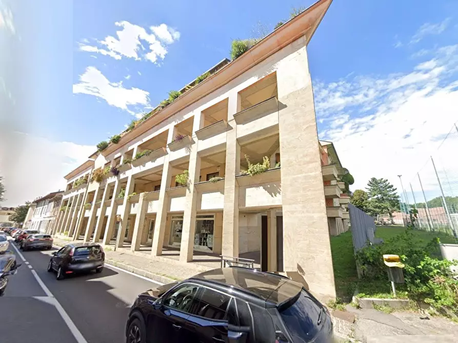 Immagine 2 di Appartamento in vendita  a Muggiò