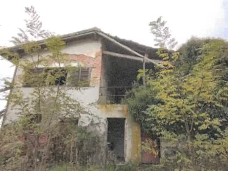Immagine 2 di Casa indipendente in vendita  a Robecchetto Con Induno
