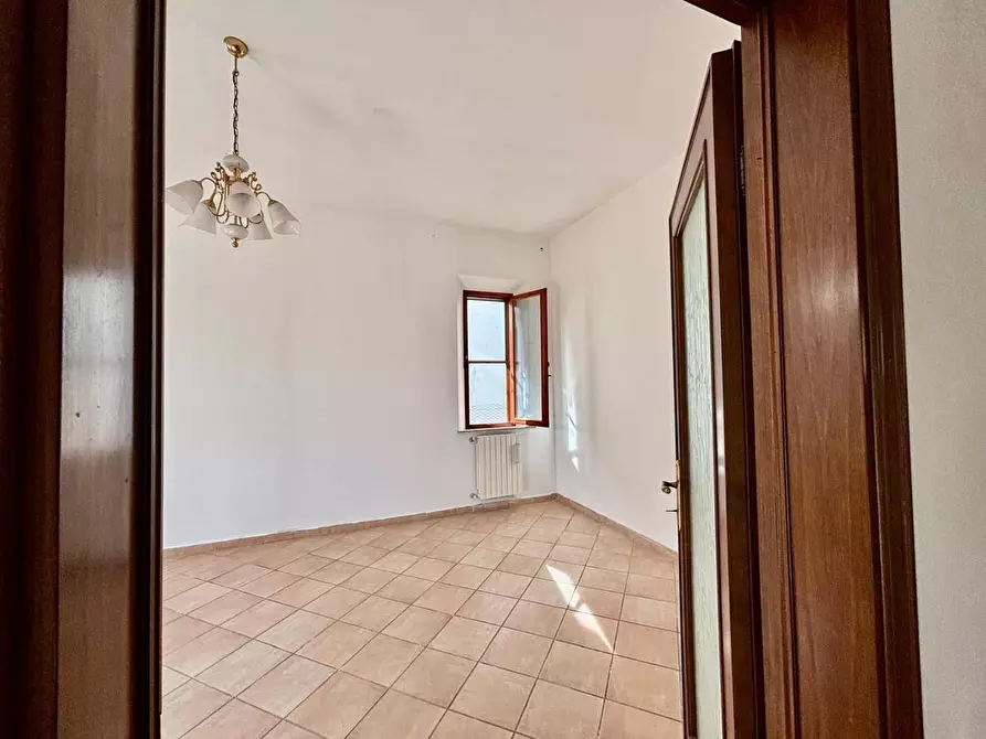 Immagine 5 di Villa in vendita  a Capannoli