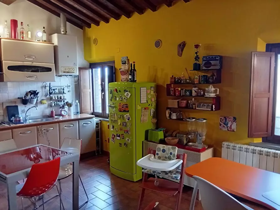 Immagine 2 di Appartamento in vendita  a Pisa