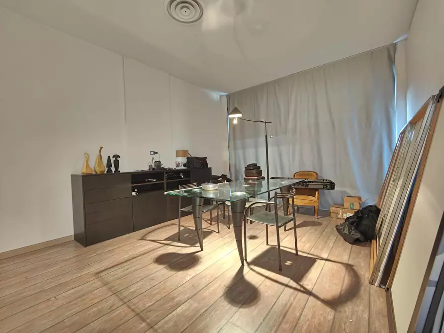 Immagine 10 di Locale commerciale in affitto  a Fucecchio