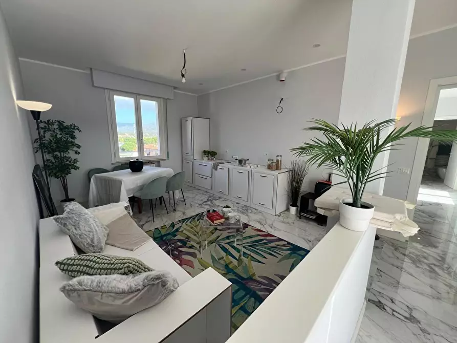 Immagine 4 di Mansarda in vendita  a Empoli