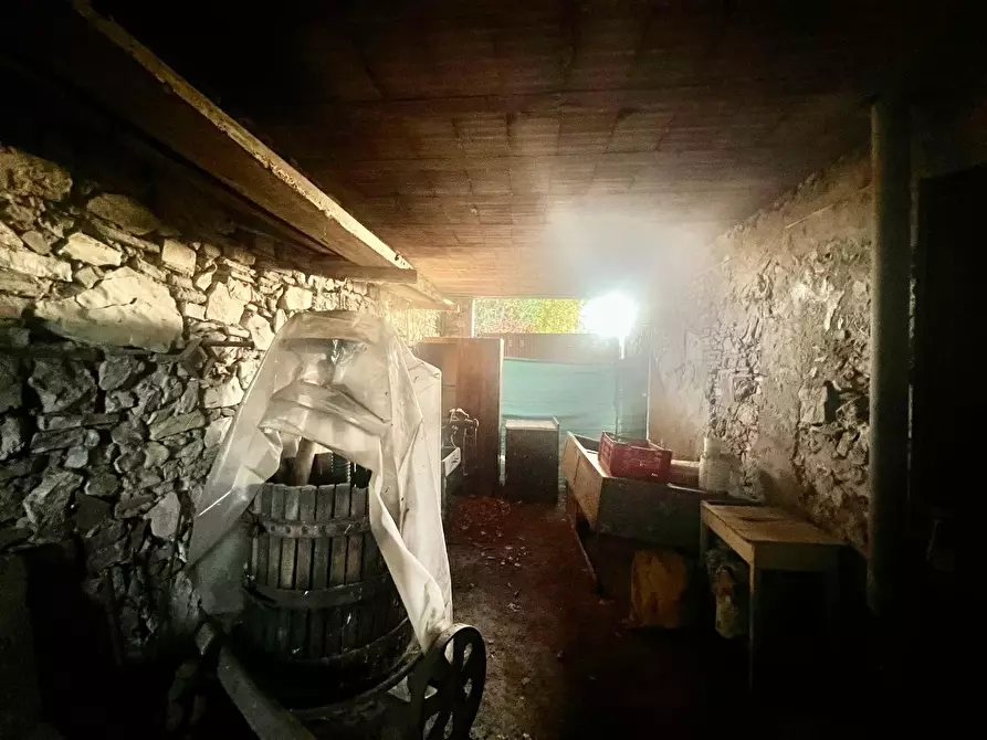 Immagine 8 di Rustico / casale in vendita  a San Giuliano Terme