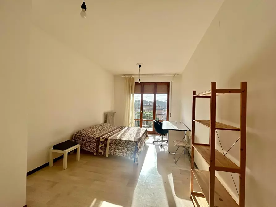 Immagine 8 di Appartamento in vendita  a Siena