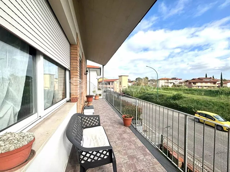 Immagine 9 di Appartamento in vendita  a Ponsacco