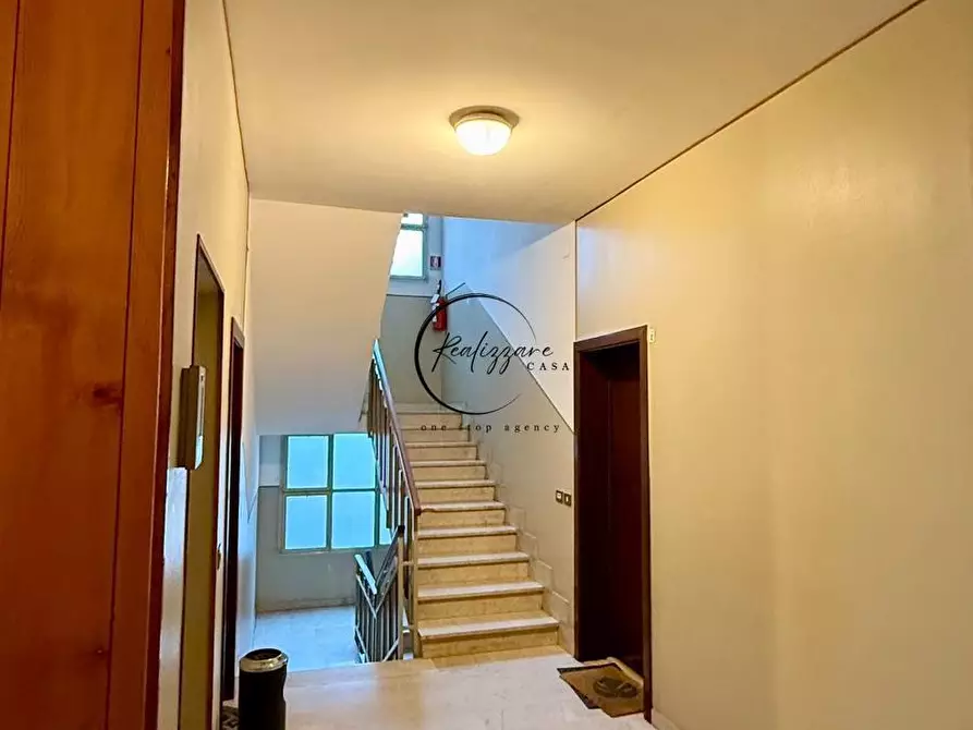 Immagine 2 di Appartamento in vendita  a Reggio Nell'emilia