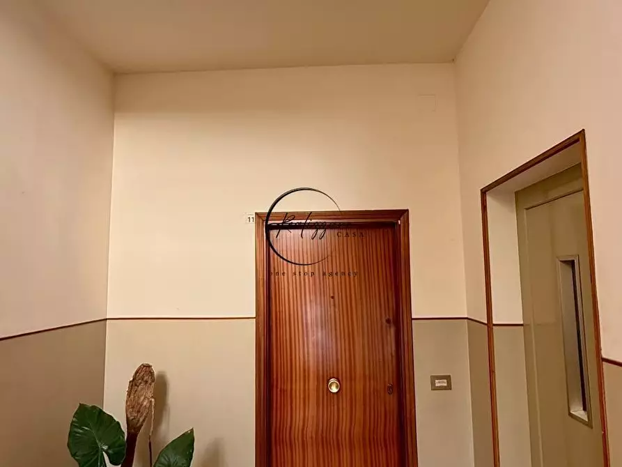 Immagine 6 di Appartamento in vendita  a Reggio Nell'emilia