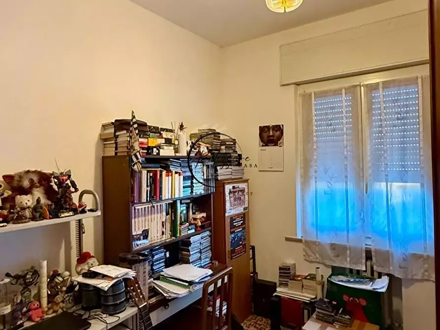 Immagine 7 di Appartamento in vendita  a Reggio Nell'emilia